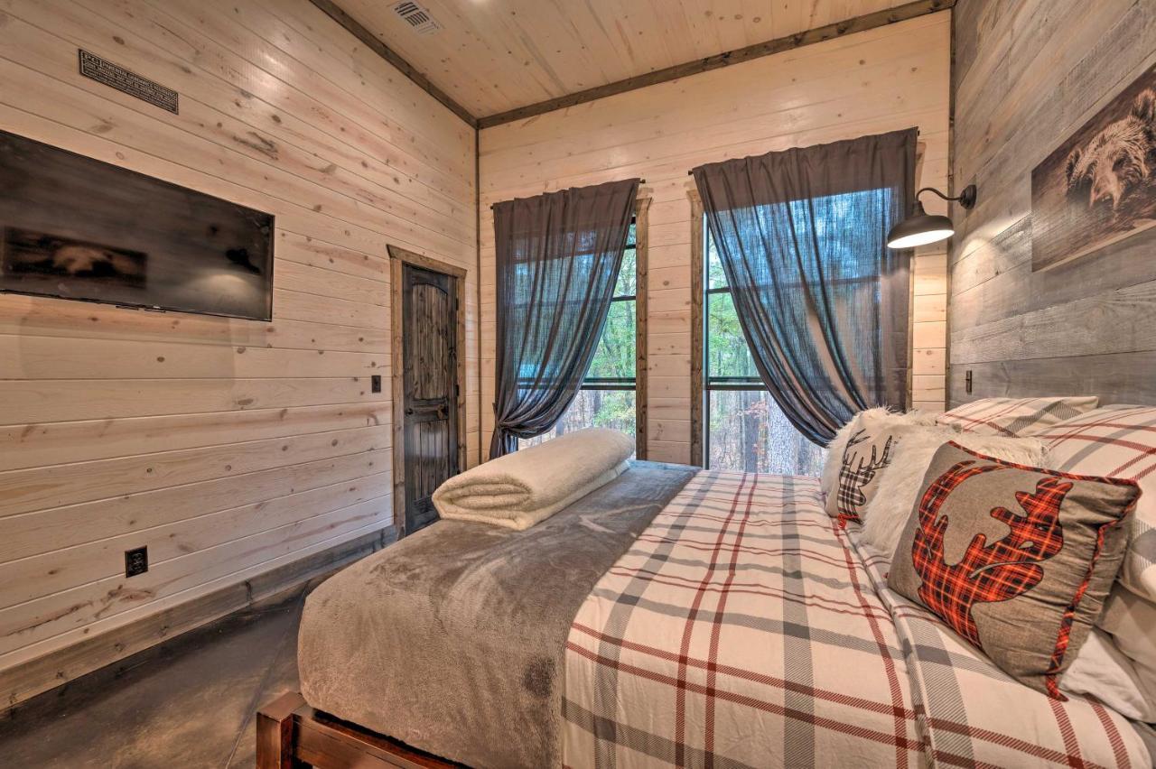 Luxury Cabin In The Woods With Hot Tub And Yard Games! Broken Bow Exterior photo